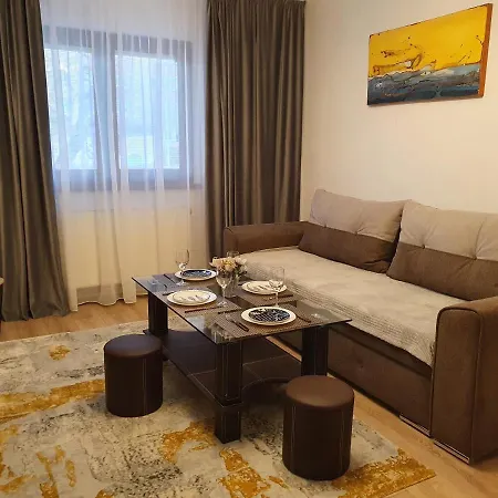 Apartment Artment! A New And Stylish For - Free Parking Brasov